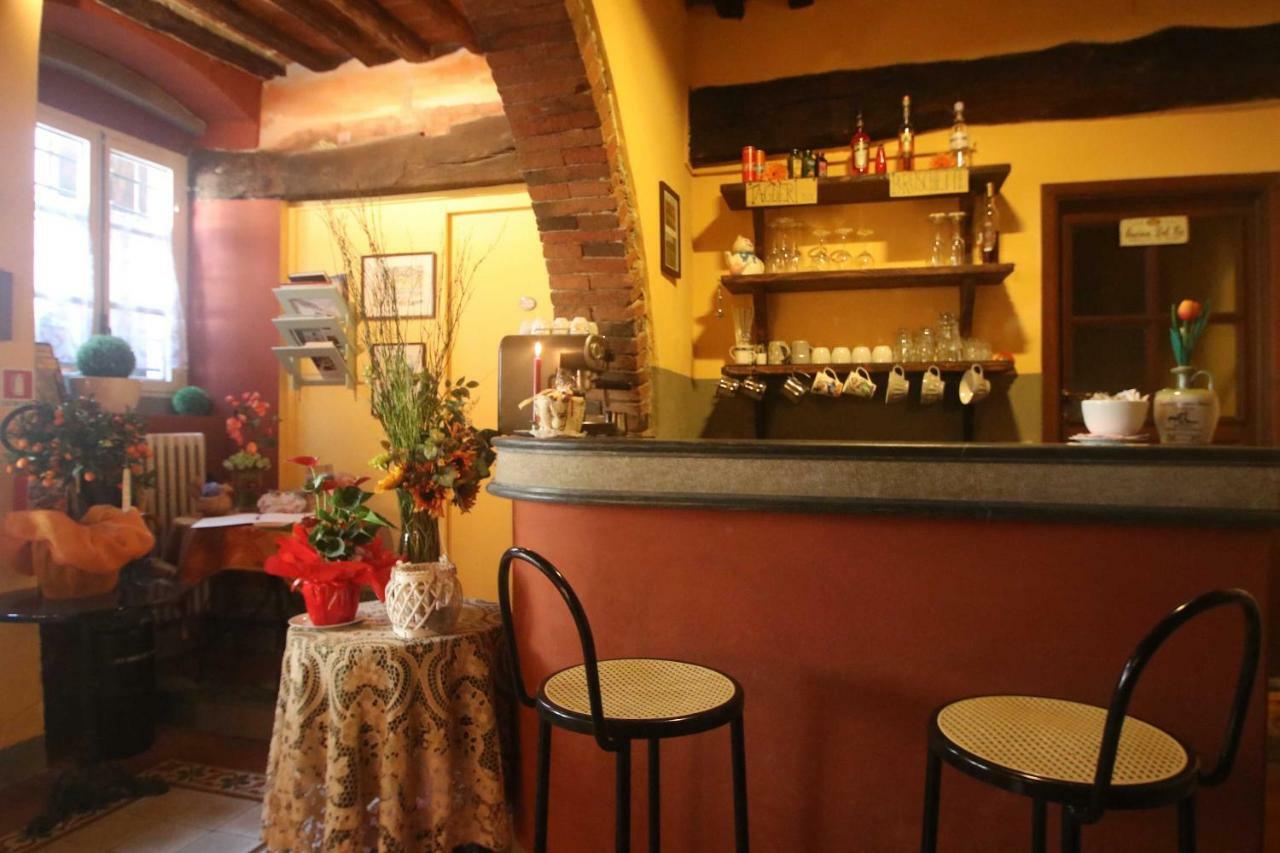 לינה וארוחת בוקר מונטה קארלו Antica Casa Dei Rassicurati מראה חיצוני תמונה