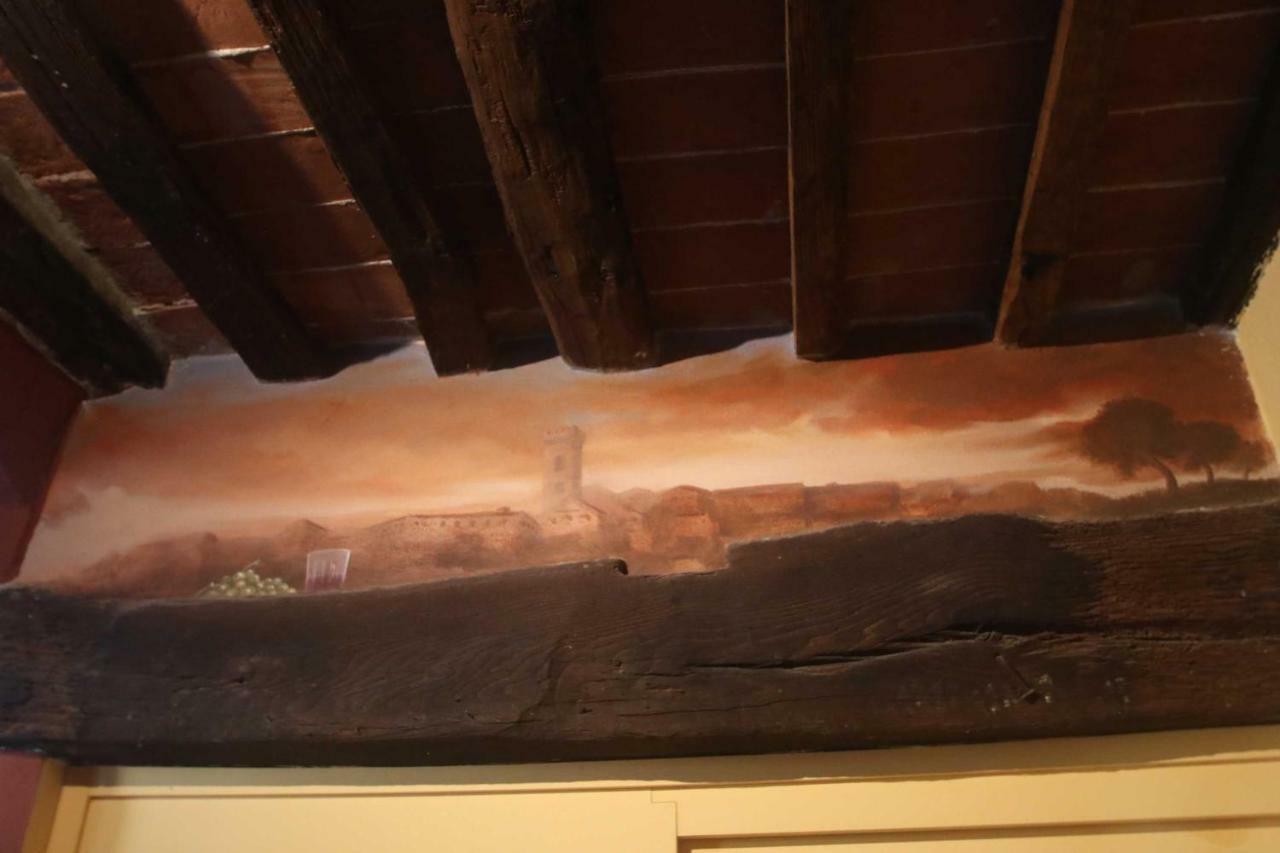 לינה וארוחת בוקר מונטה קארלו Antica Casa Dei Rassicurati מראה חיצוני תמונה