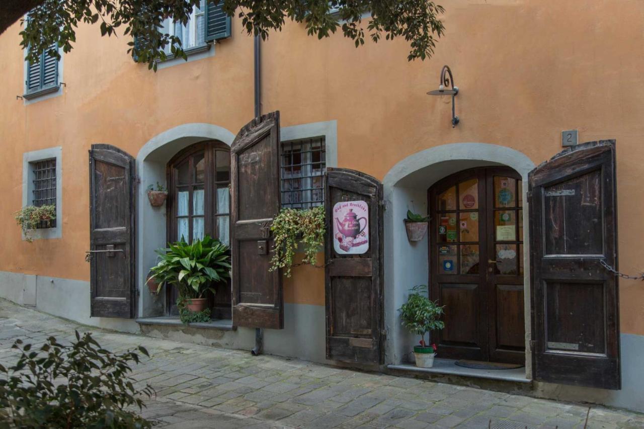 לינה וארוחת בוקר מונטה קארלו Antica Casa Dei Rassicurati מראה חיצוני תמונה